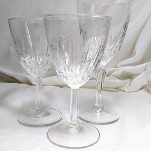 3 Vintage MID-CENTURY Wine Glasses Stemware